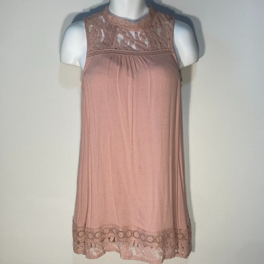 Xhilaration SZ M Soft Pink Lace Coquette Feminine Romantic Boho Fairy